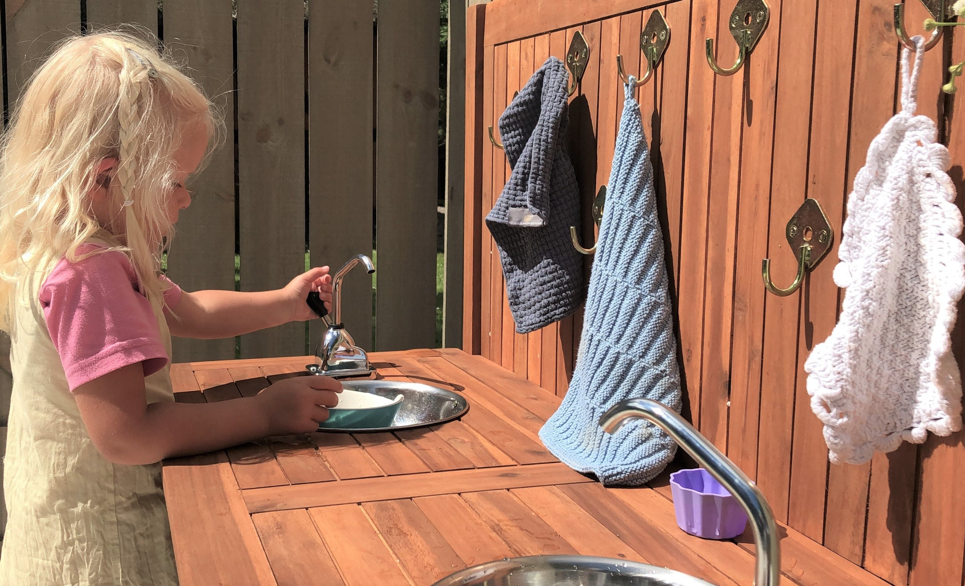 Outdoor Multi Kitchen with Pumps