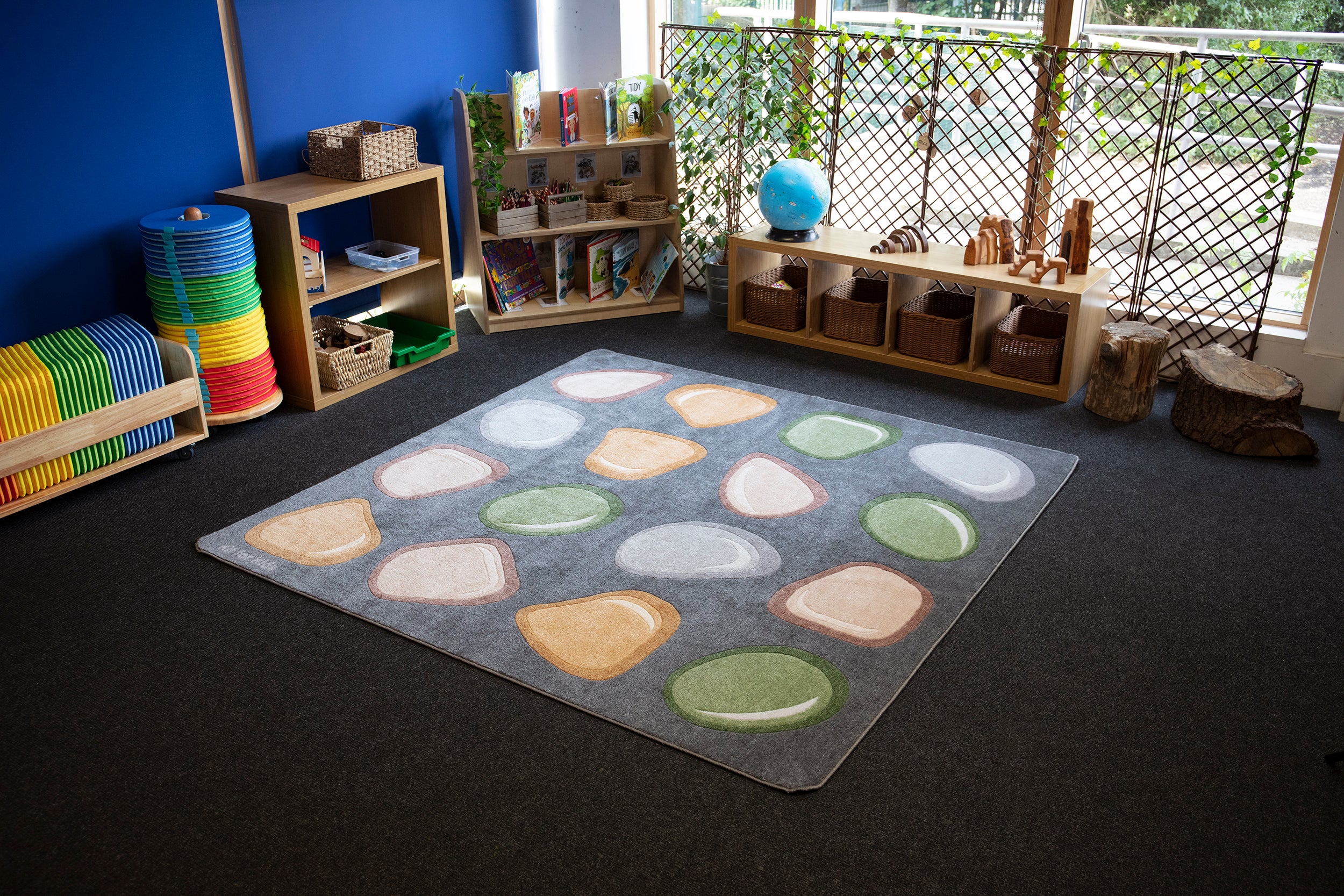 Natural World™ Carved Pebble Placement Carpet 2x2m