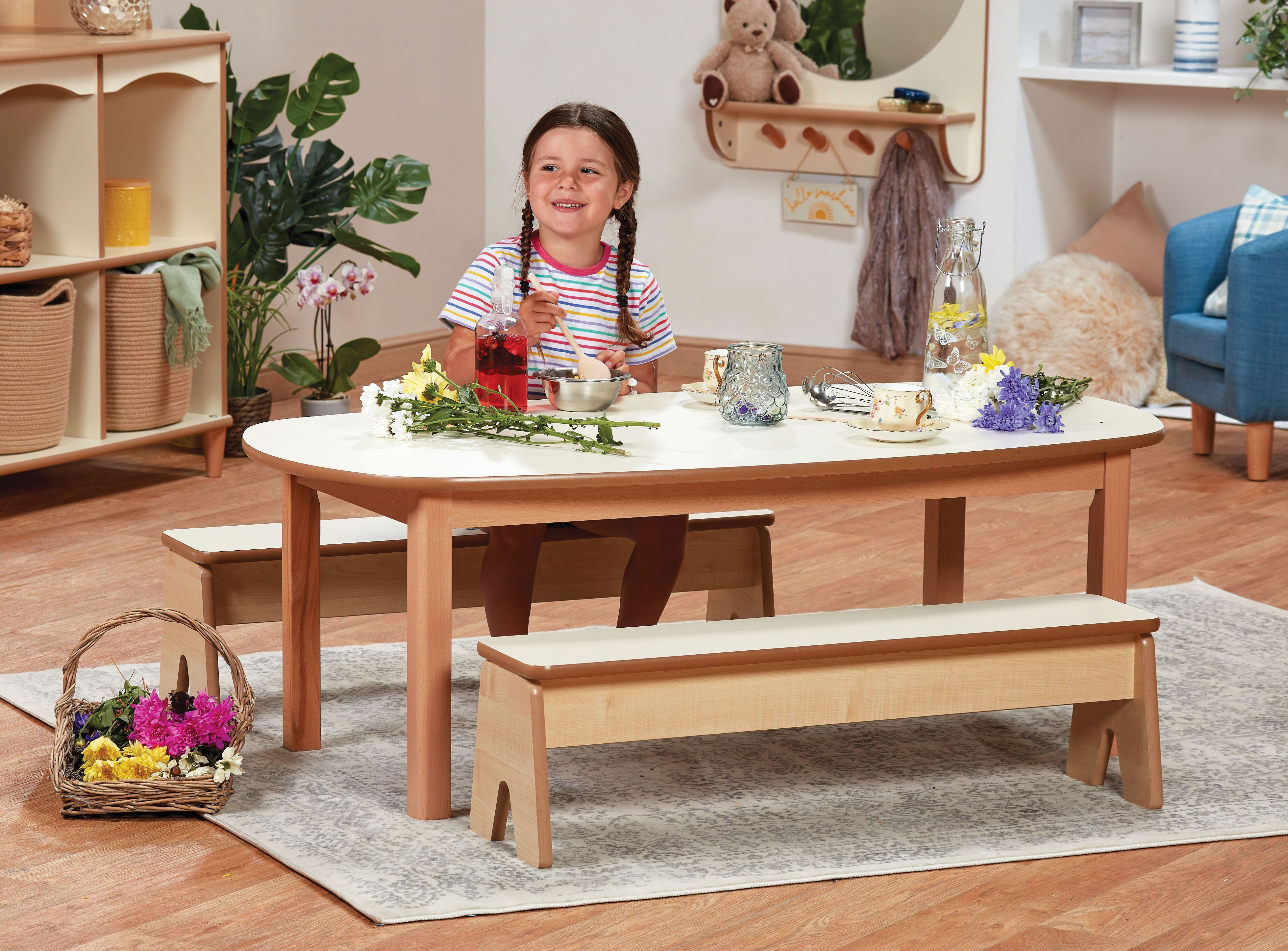 Millhouse Home from Home Role Play Table & Benches