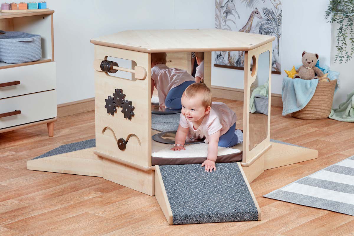 Millhouse Magical Mirror Den with Ramps and Sensory Cushion