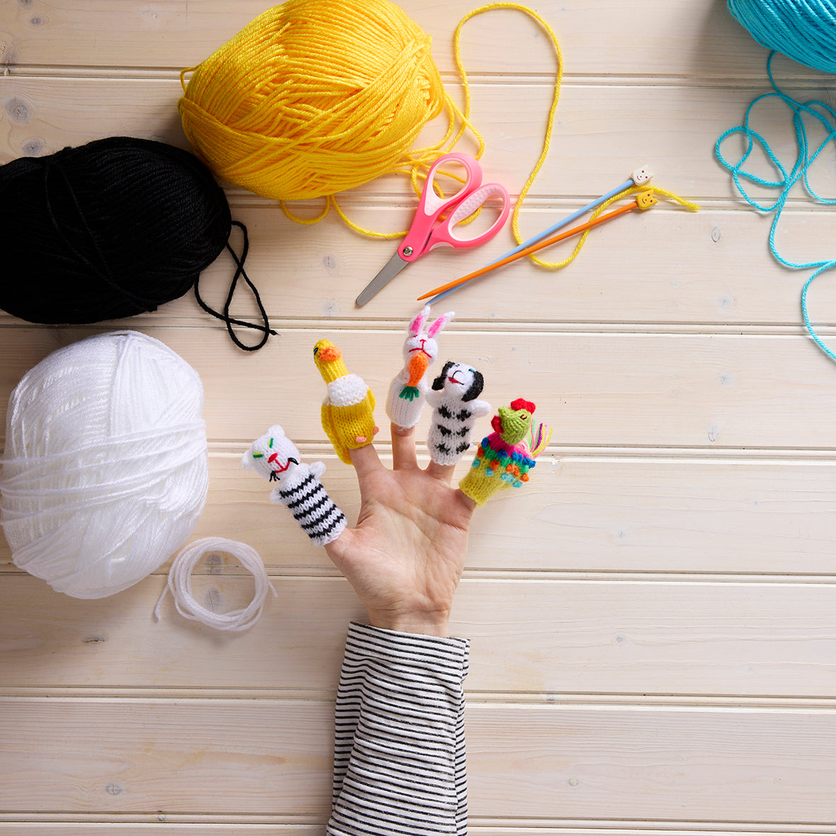 Double Knit Yarn 10 x 100g