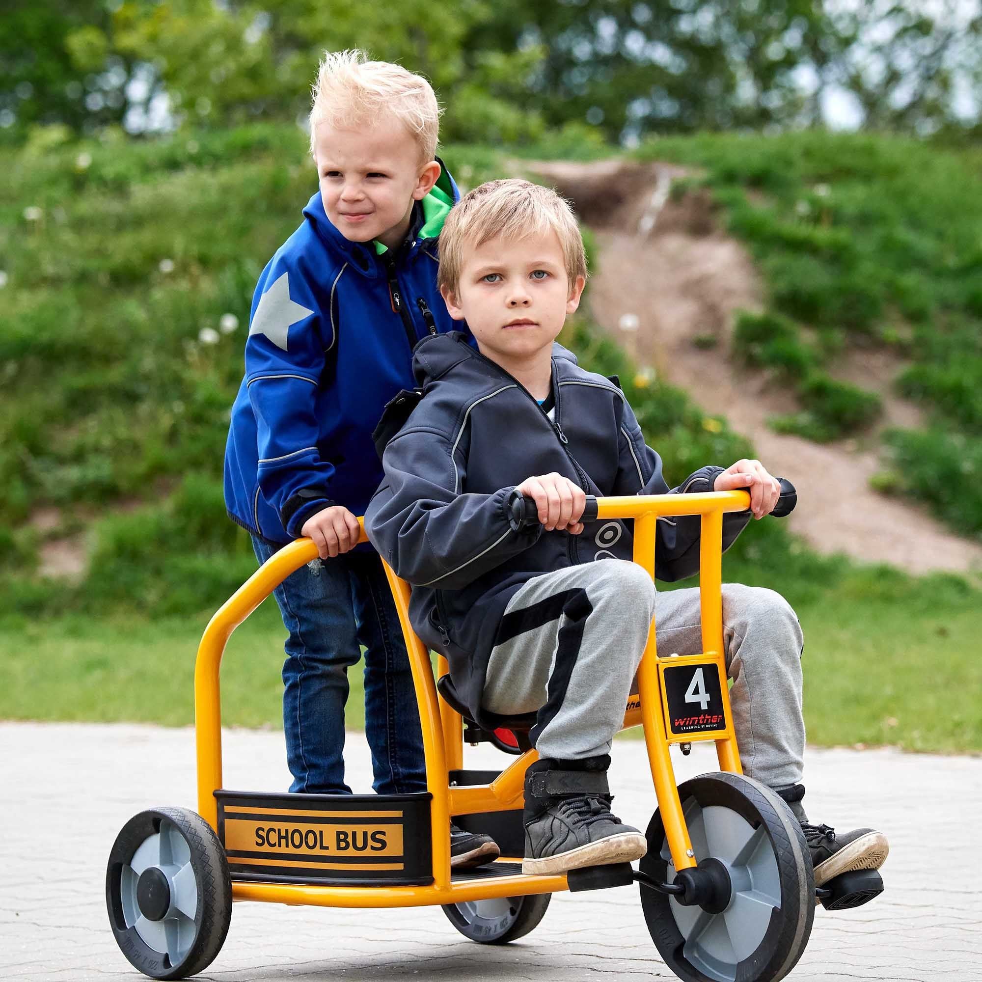 Winther Circleline School Bus