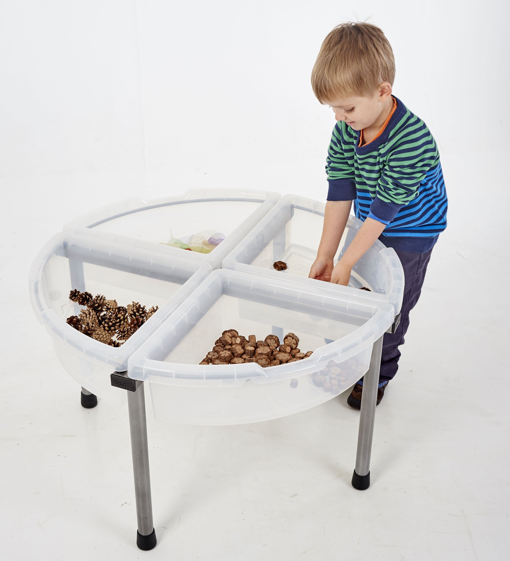 Circle Exploration Tray - Clear