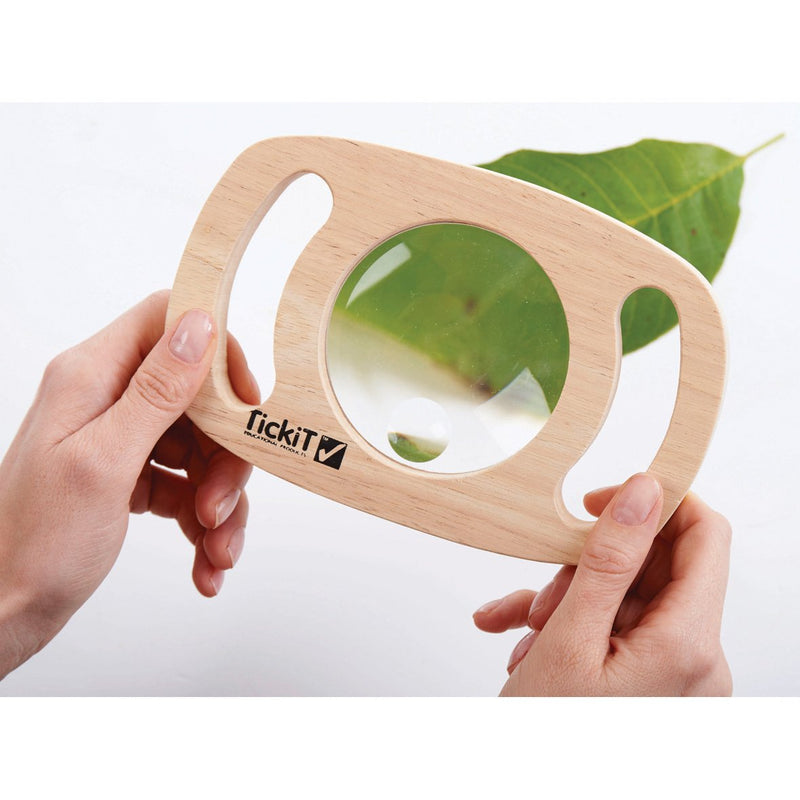 Easy-Hold-Magnifier-