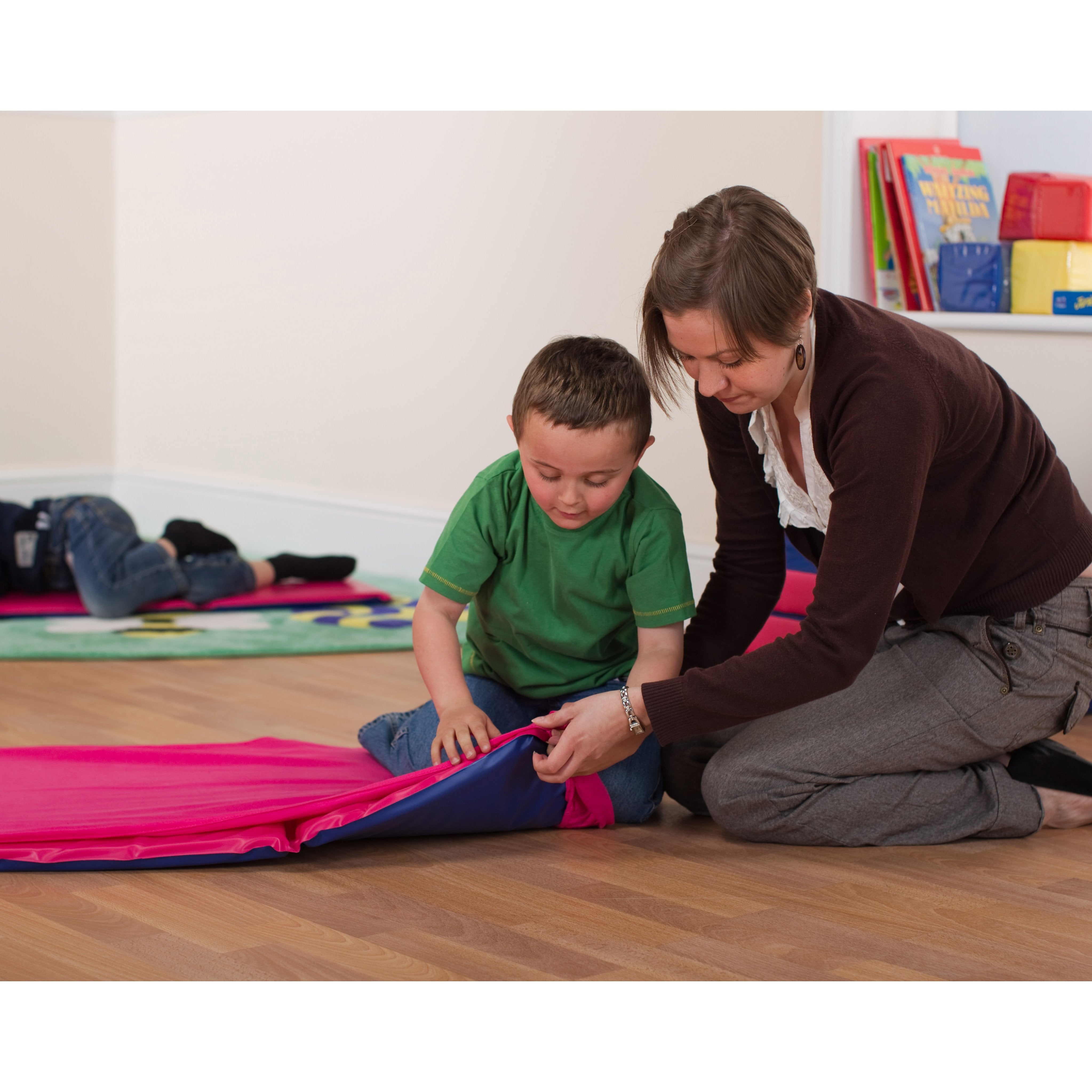 Fitted Sheet for Snoozemat® Sleep Mat pk 10