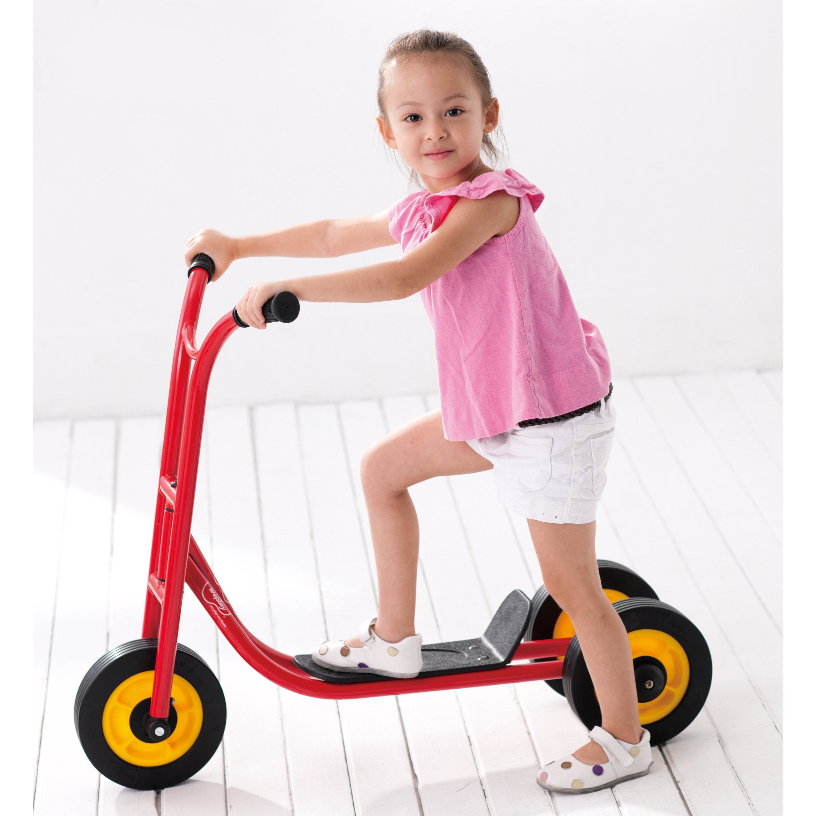 WePlay 3-Wheeled Scooter
