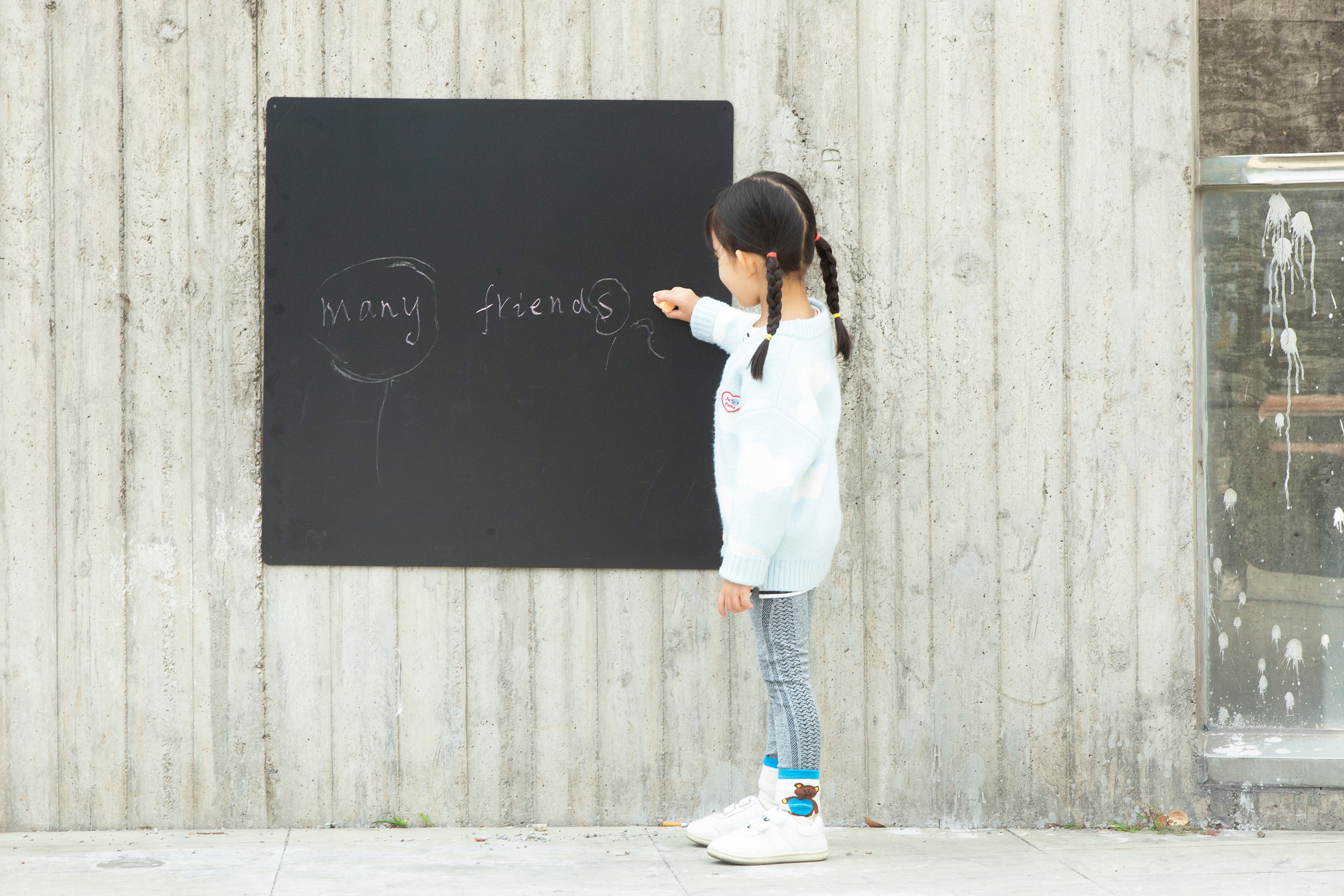 Outdoor Number 1-20 Chalkboard