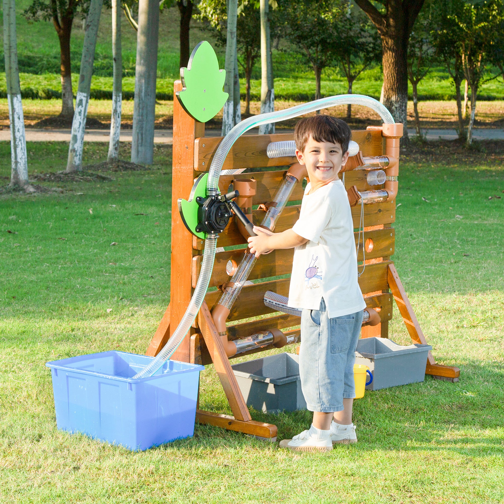 Outdoor Water Wallboard