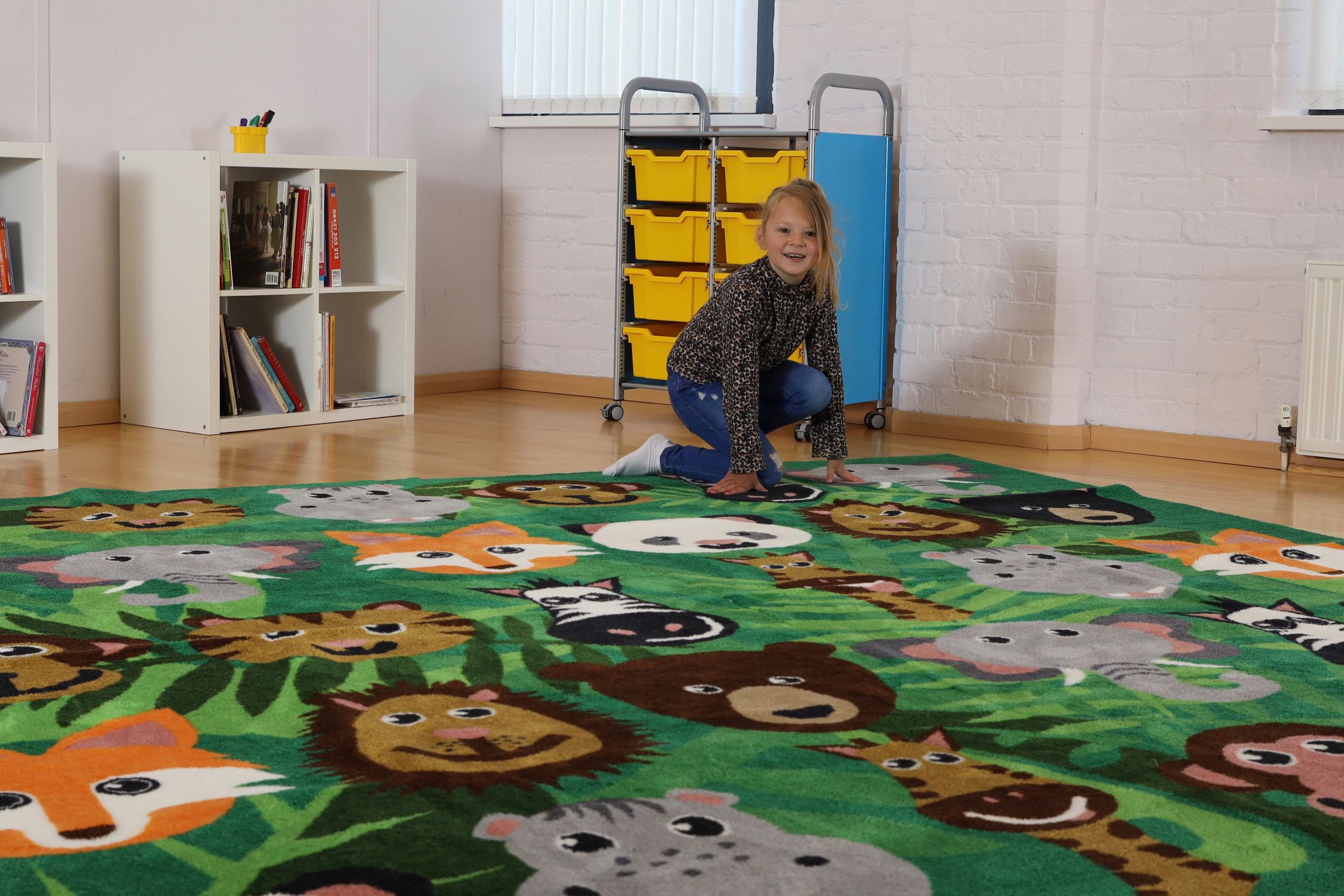 Kinder™ Wild Animals Carpet