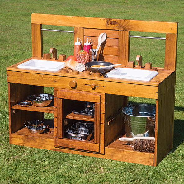 Outdoor Mud Kitchen & Bench