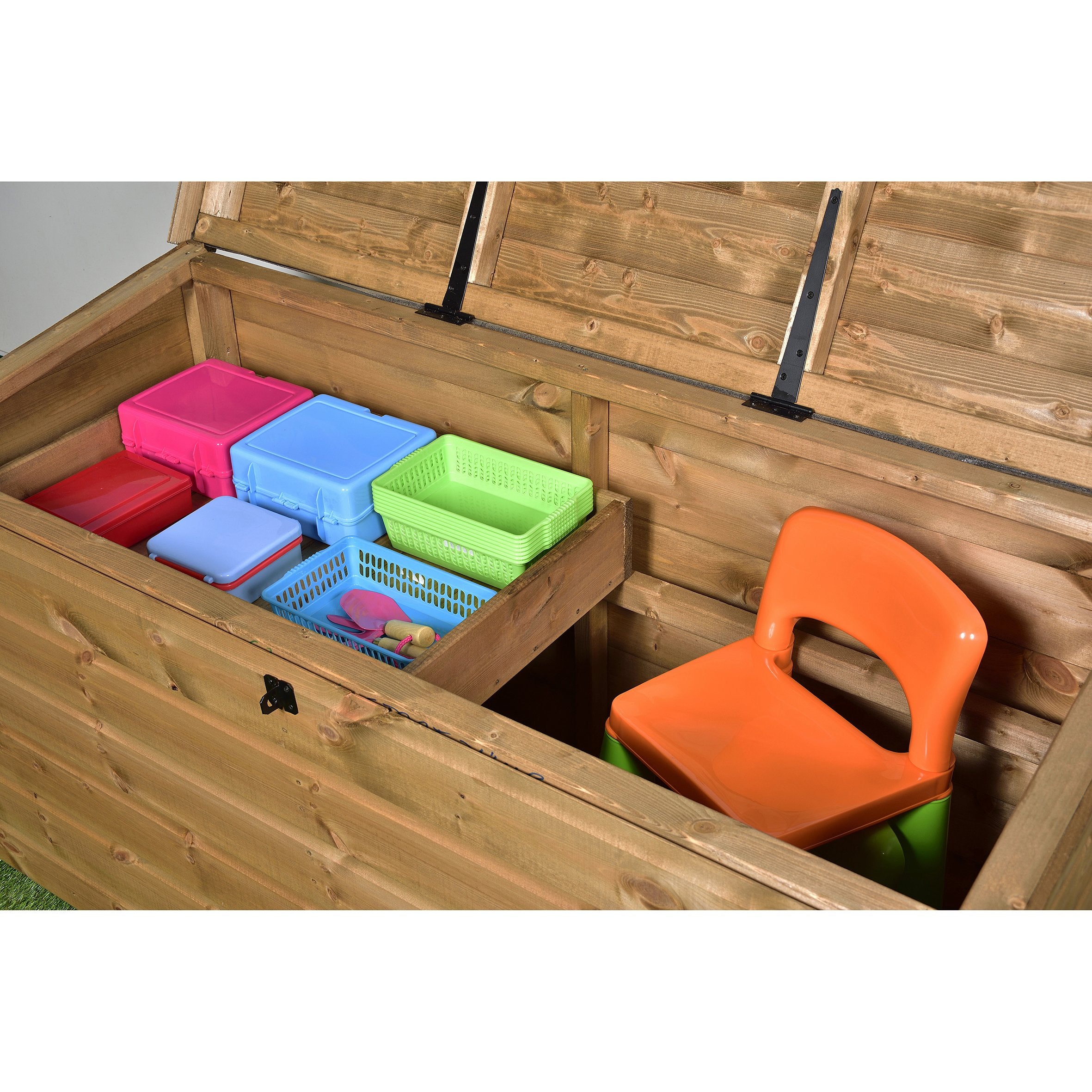 Outdoor Storage Chest (with Installation)