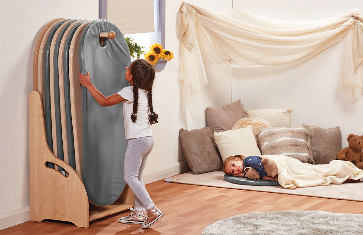 Millhouse Slumberstore Freestanding (Grey/Cream Mats)