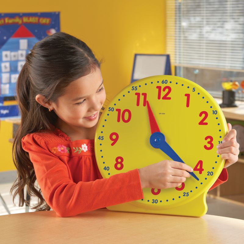 12-hour Demonstration Clock