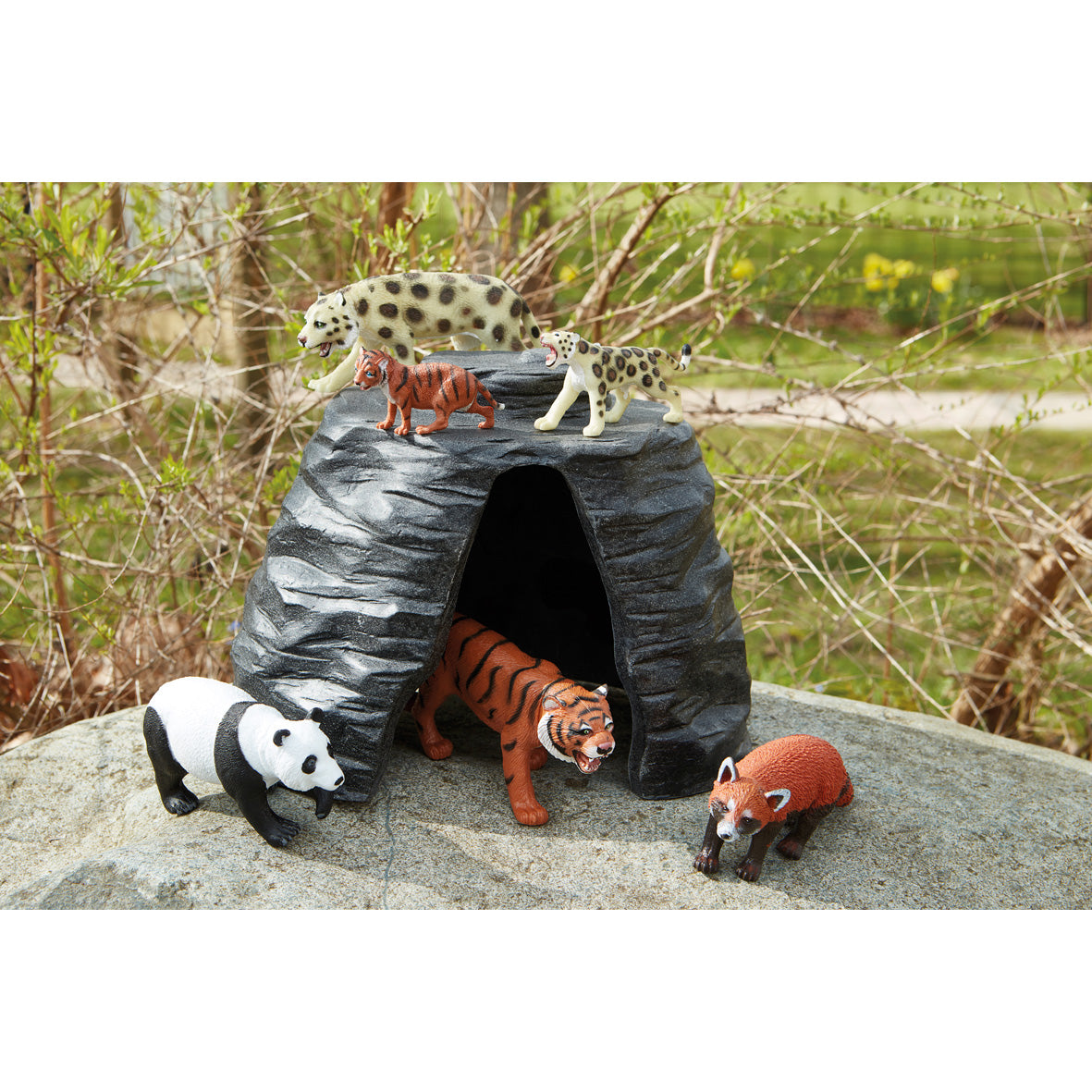 Small World Play Cave