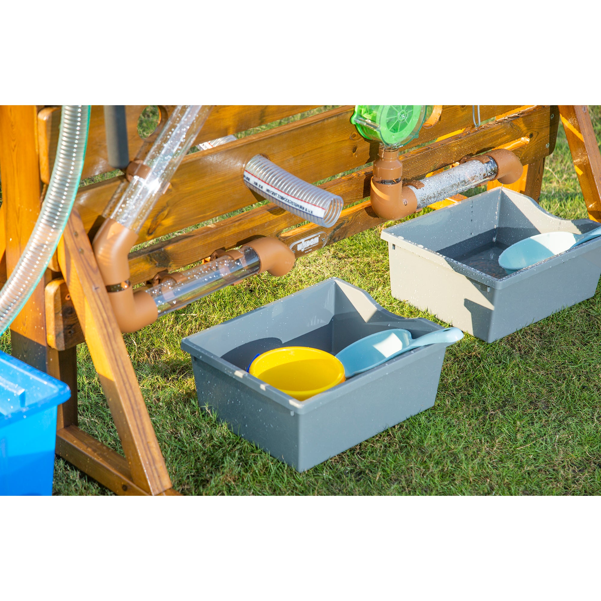 Outdoor Water Wallboard